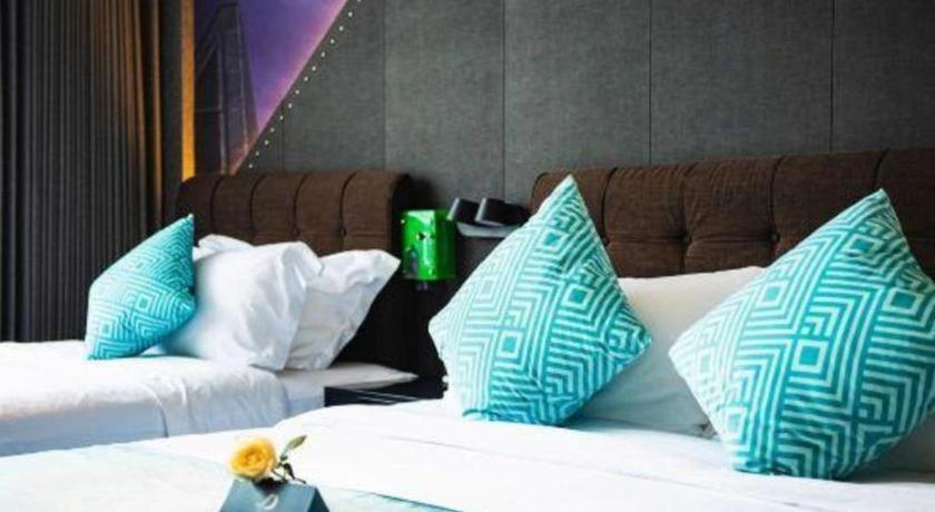 Xana Hotelle-Hotel Luzhou Baizitu Square Экстерьер фото