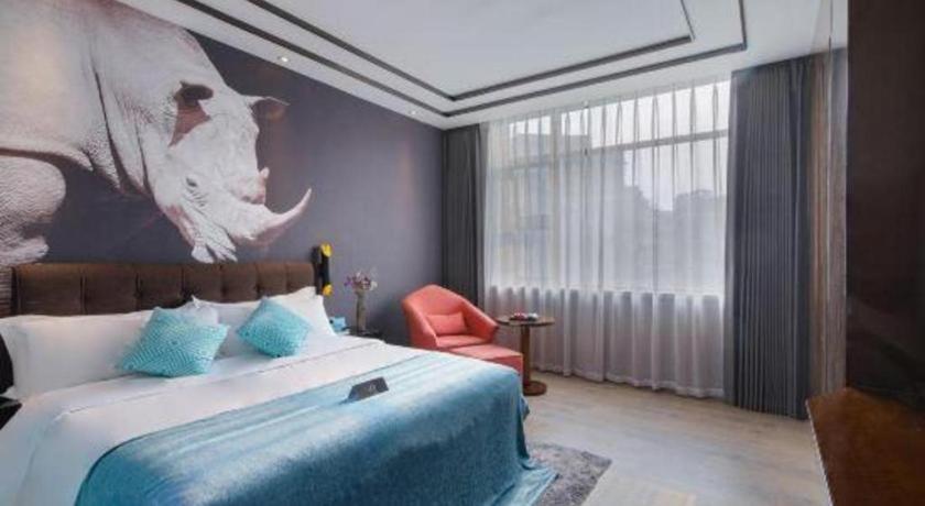 Xana Hotelle-Hotel Luzhou Baizitu Square Экстерьер фото