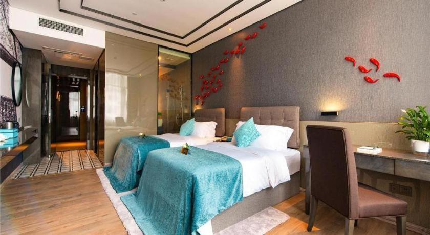 Xana Hotelle-Hotel Luzhou Baizitu Square Экстерьер фото