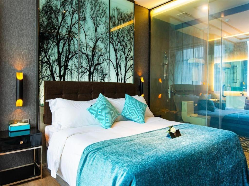 Xana Hotelle-Hotel Luzhou Baizitu Square Экстерьер фото